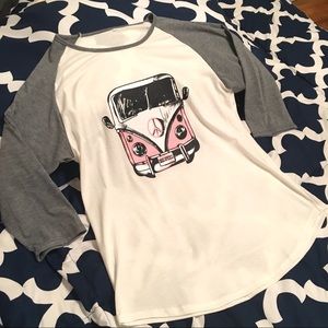 NWOT Women’s 3/4 baseball tee